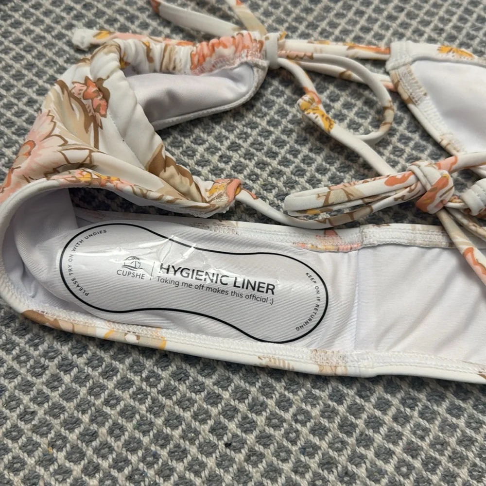 Cupshe Sunset Florals Triangle Bikini Top & Standard Rise Bottoms Set nwt - Picture 9 of 9